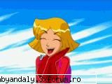 Clover - cocheta,este mereu indragostita - totally spies